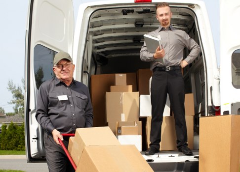 Local Bayswater moving truck service for safe and organized transport